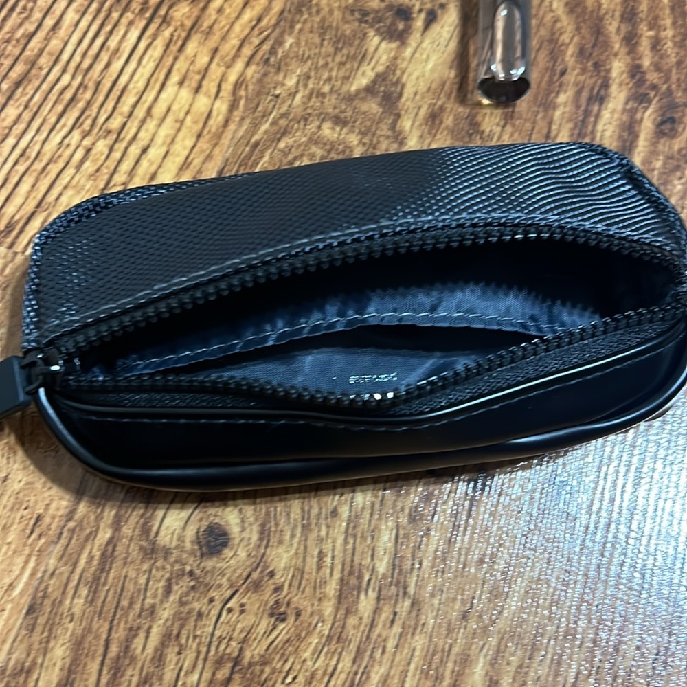 Invictus Travel Set(New) - Picture 7 of 14
